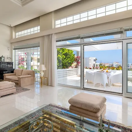 Villa Mansion *
